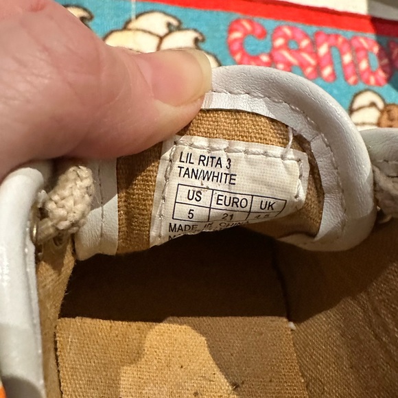 MK toddler girl 👧 shoes 👟 - Picture 9 of 9